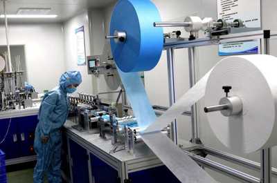 南寧日報:廣西-東盟經(jīng)開區(qū)口罩生產(chǎn)企業(yè)緊急復工 開足馬力保障供給