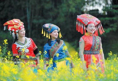 高清圖集:春和景明三月三 壯鄉(xiāng)歡歌“云”端揚(yáng)